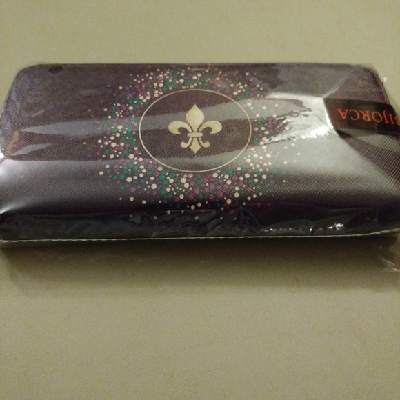 Wallet - Picture 1 of 1